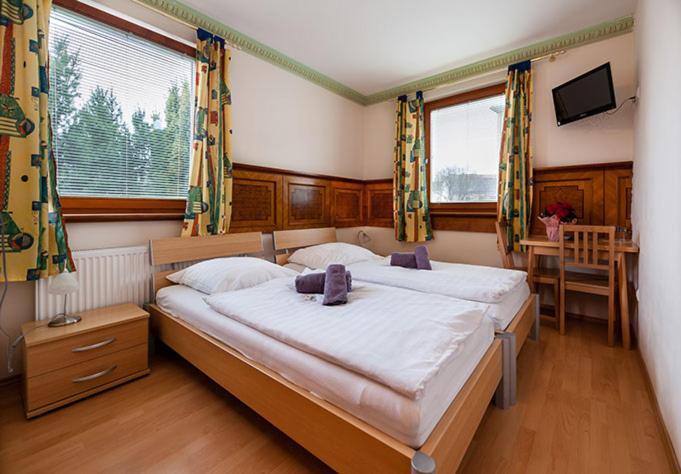 Hotel Waitz -Self Check In Unterwaltersdorf Ngoại thất bức ảnh